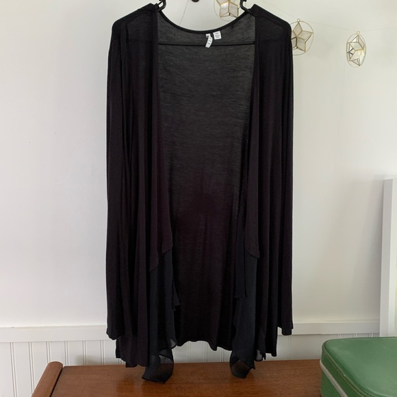 ELLE light & drapey black shrug XXL - Picture 1 of 3